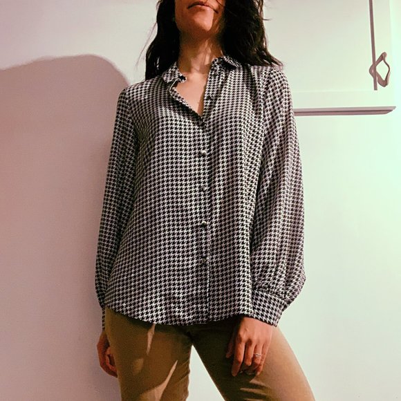 Dorothy Perkins Button Up in Houndstooth - Picture 1 of 7